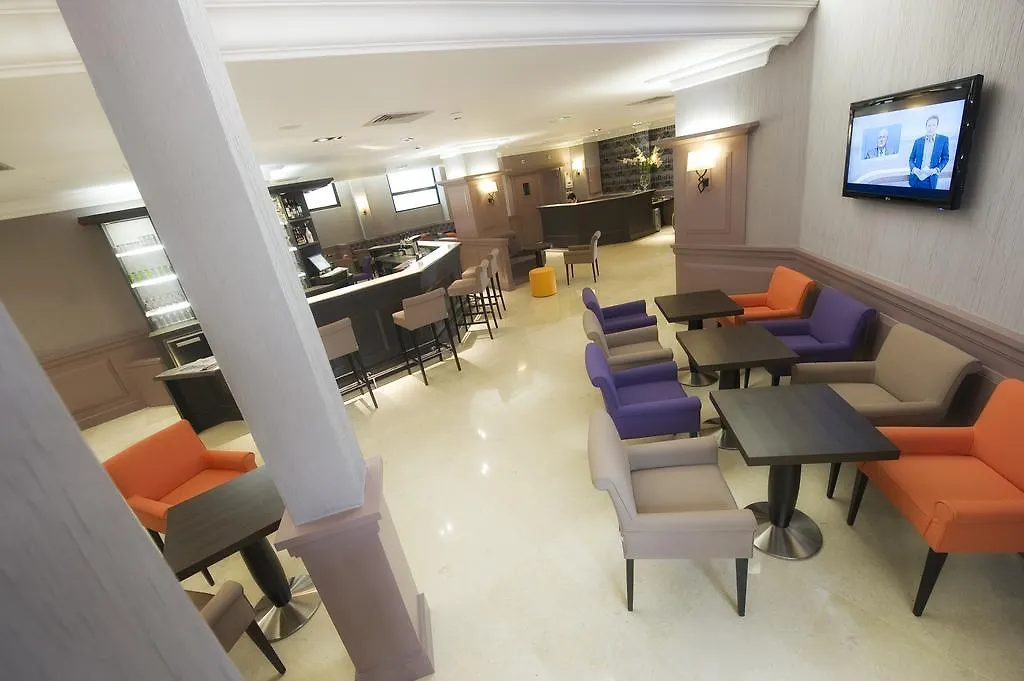 The Originals City, Hotel Astoria Vatican, Lourdes
