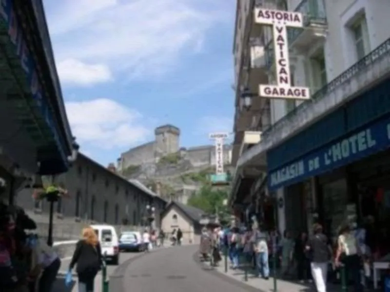The Originals City, Hotel Astoria Vatican, Lourdes 3*,